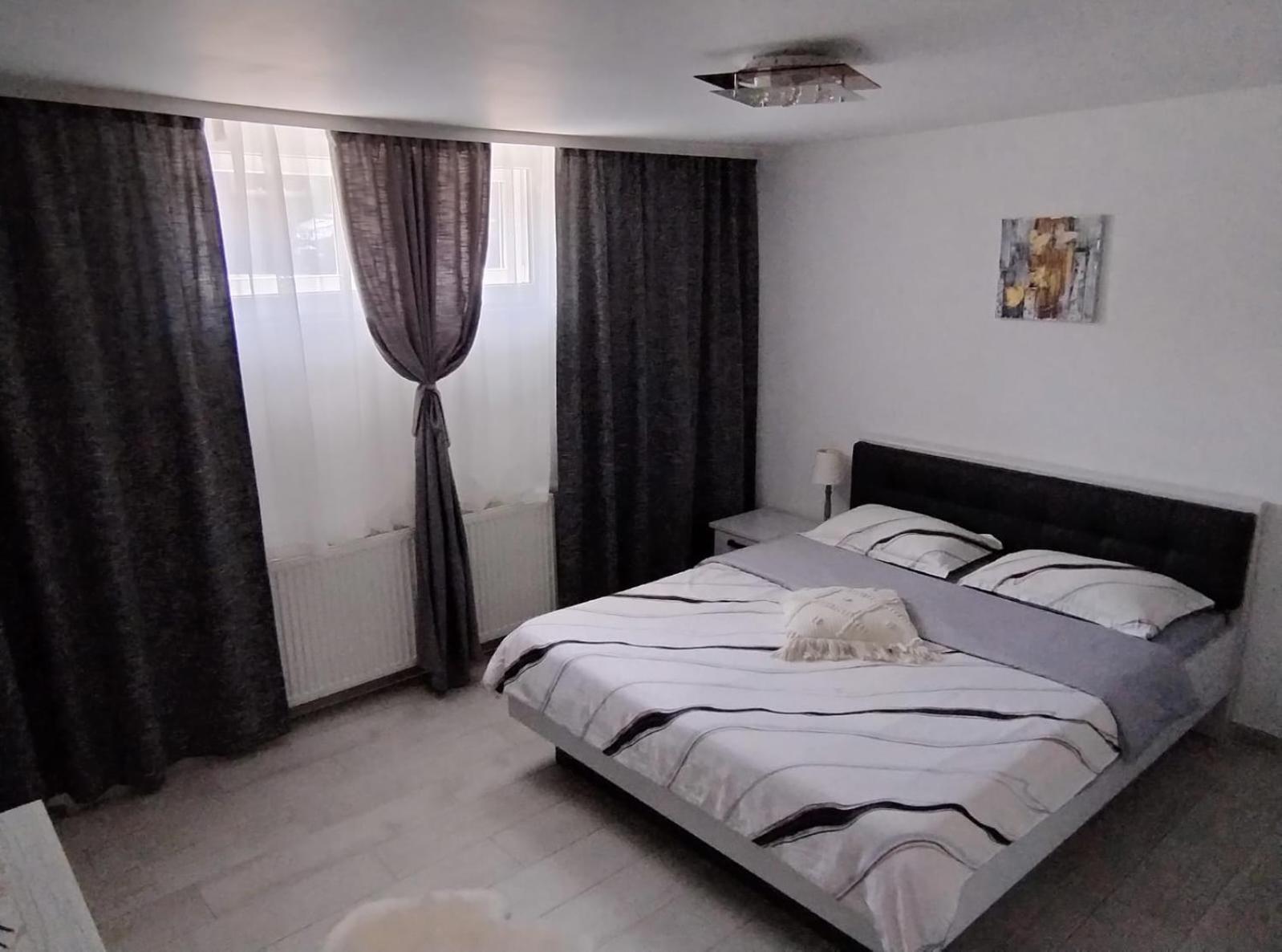 Appartamento La Relax Braşov Esterno foto