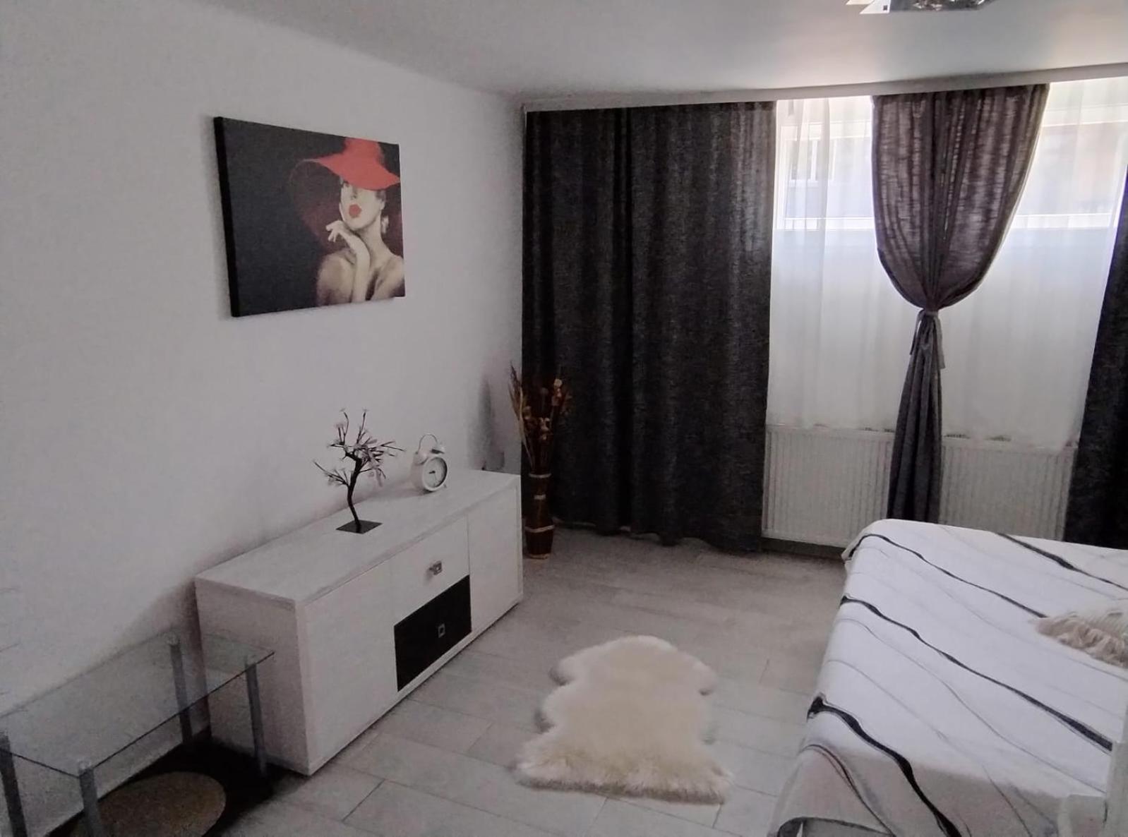 Appartamento La Relax Braşov Esterno foto