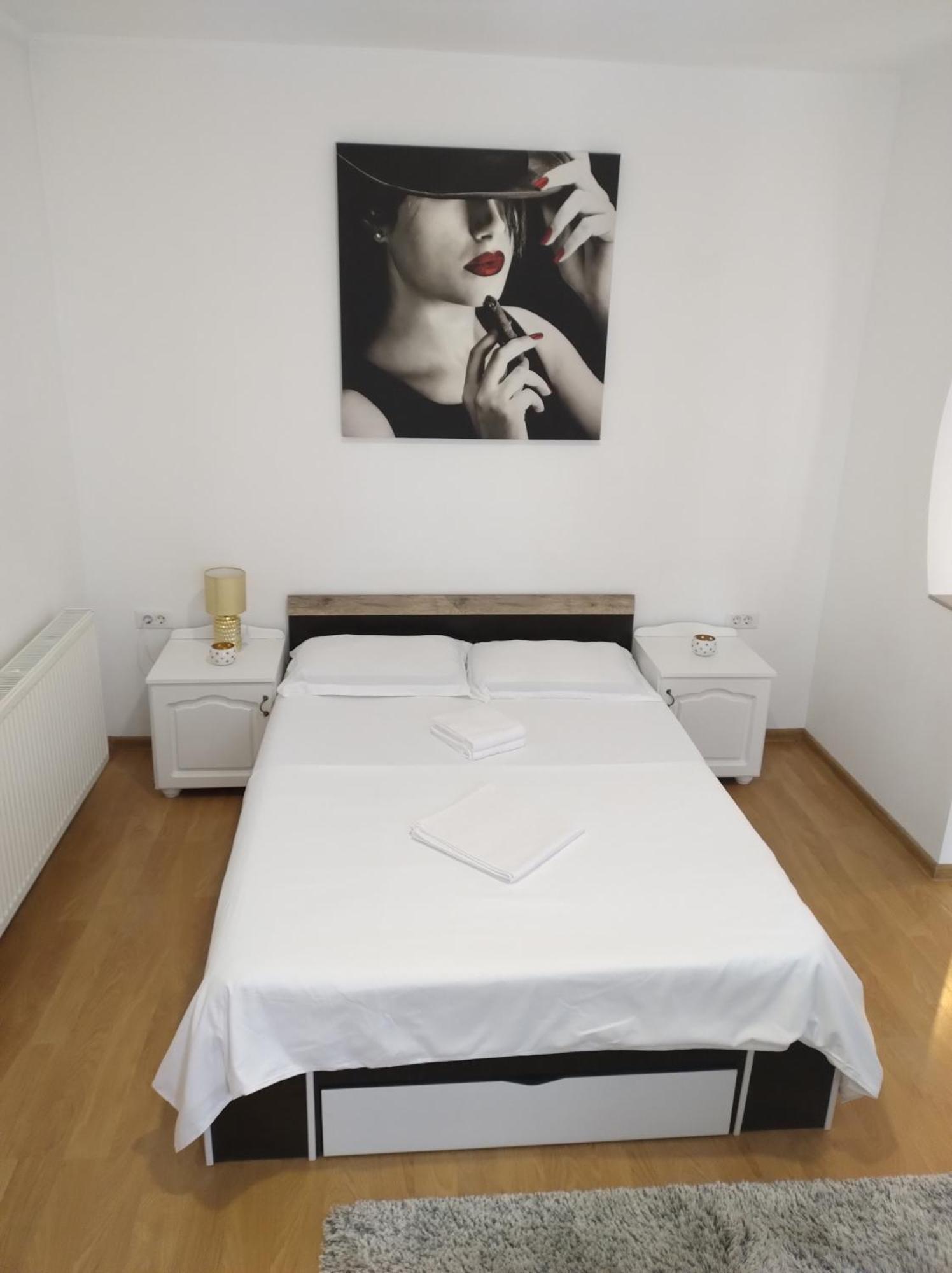 Appartamento La Relax Braşov Esterno foto