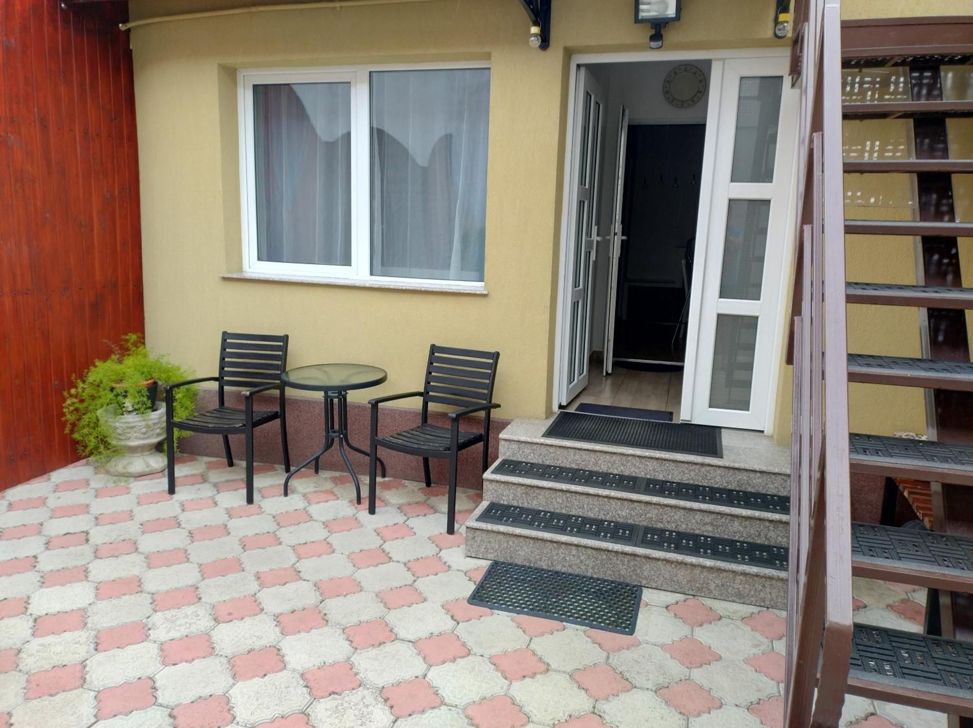 Appartamento La Relax Braşov Esterno foto